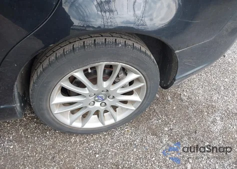 2009 Volvo S40 2.4I from USA, damaged, VIN YV1MS390492462962